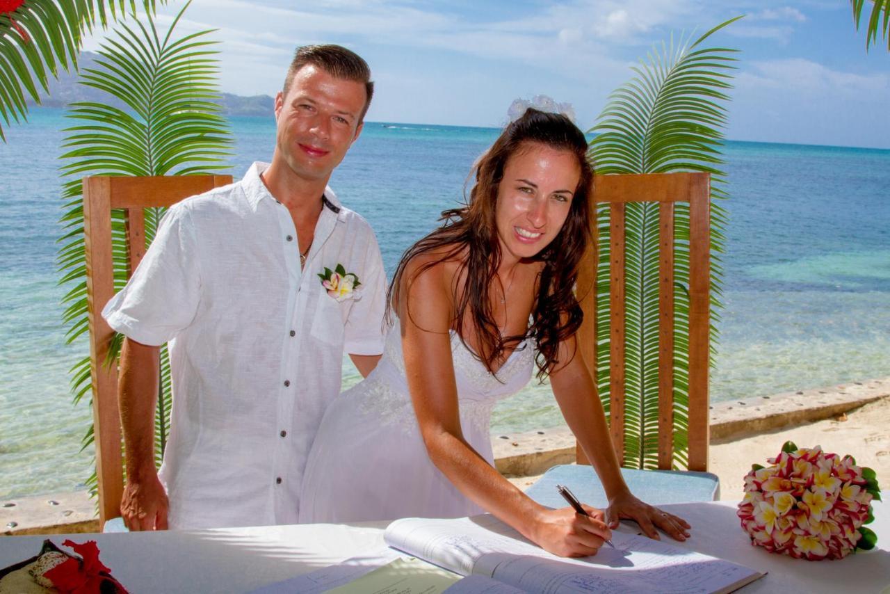 Cerf Island Resort Round Island Esterno foto